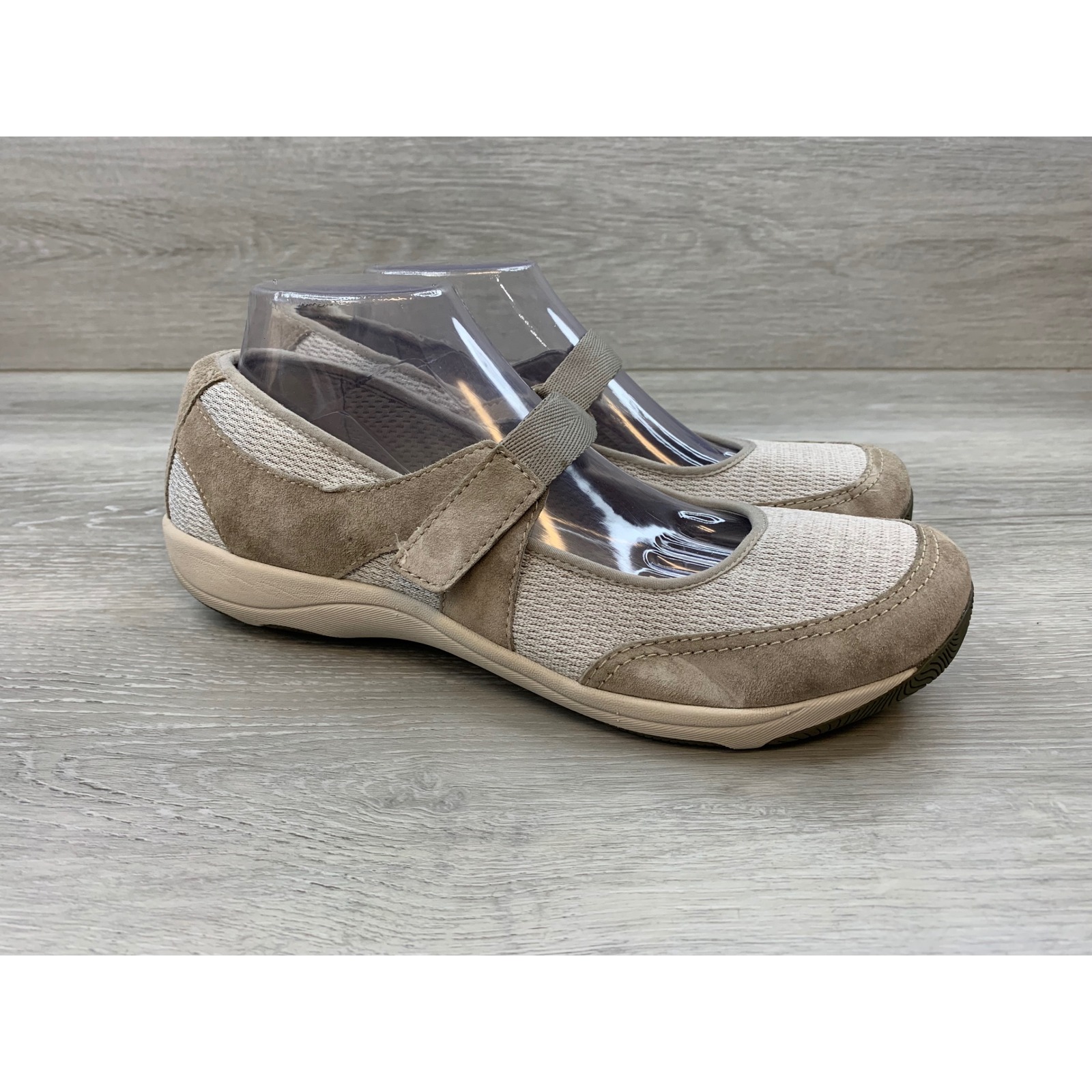Dansko Women's Mary Jane Sneakers Tan Beige Suede Mesh Walking Comfort Shoes